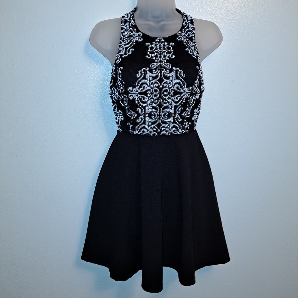 Speechless Black,White &Gray Beaded Strappy Back Fit and Flare Dress Size 3